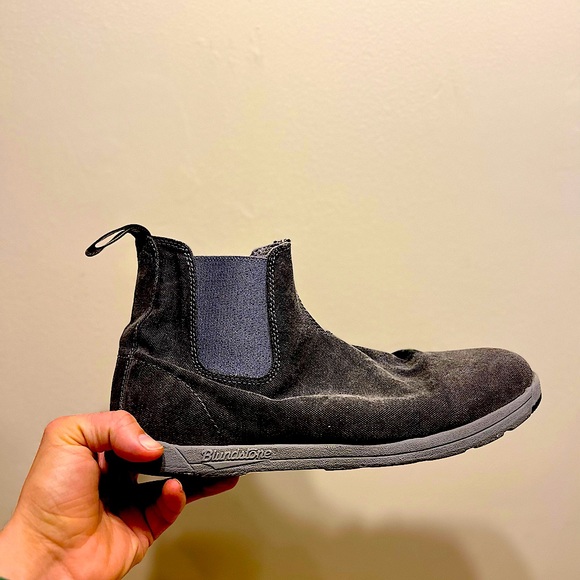 BLUNDSTONE active Chelsea boot, men’s size 10, rubber soles and synthetic uppers - Picture 1 of 9